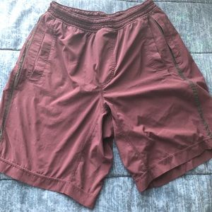 Lululemon Pace Breaker 7” Shorts